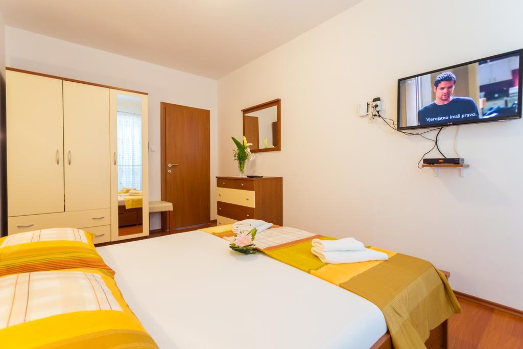 Apartments Slavica Pomena Pokój zdjęcie
