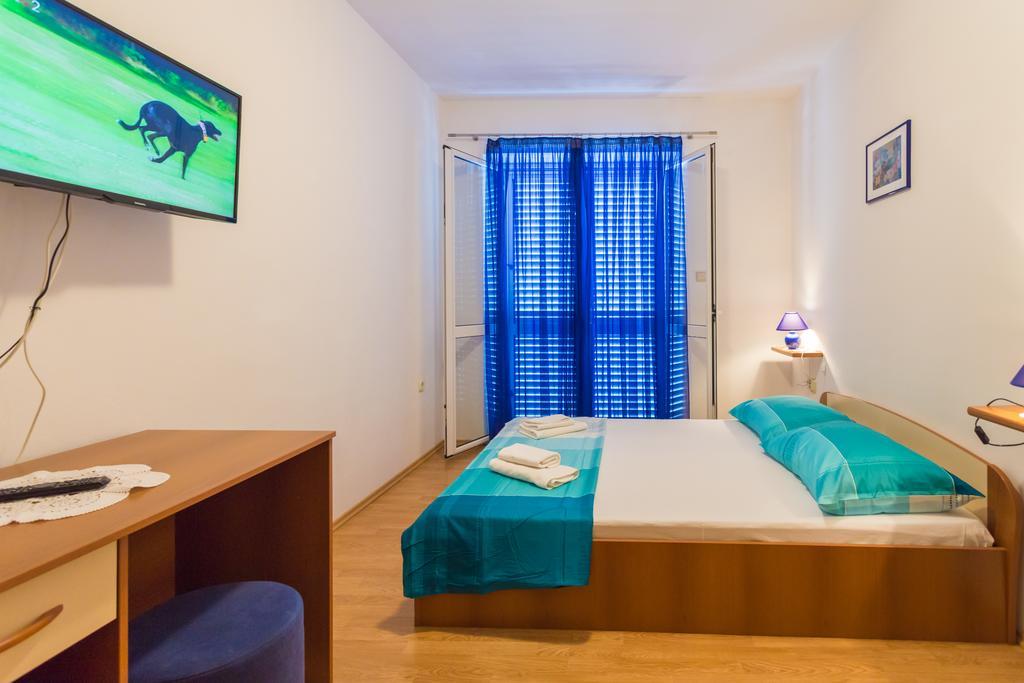 Apartments Slavica Pomena Zewnętrze zdjęcie